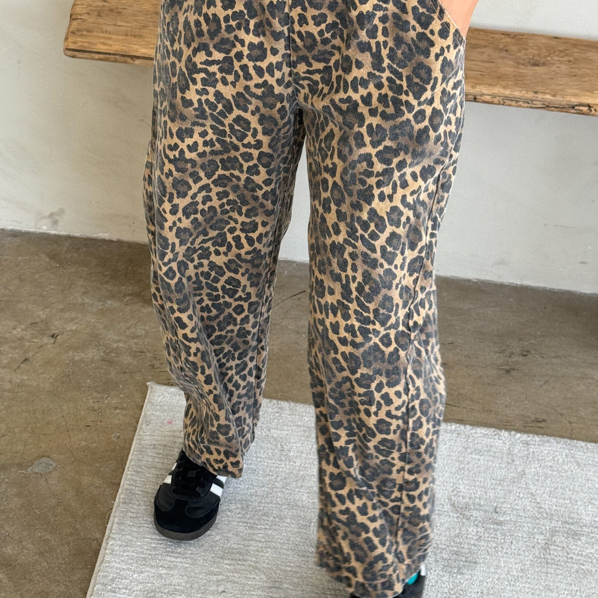 ★AAKAM★ Knee Pin-tuck Leopard Cotton Pants MUSINSA | AAKAM Knee Pin-tuck Leopard Cotton Pants (Brown)